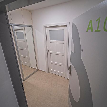 Grunt Apartments Mladá Boleslav Buitenkant foto