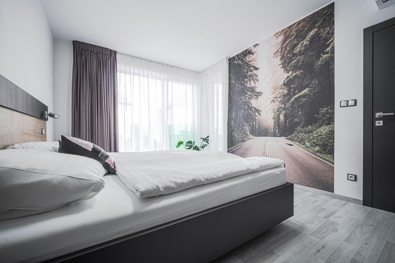 Grunt Apartments Mladá Boleslav Buitenkant foto