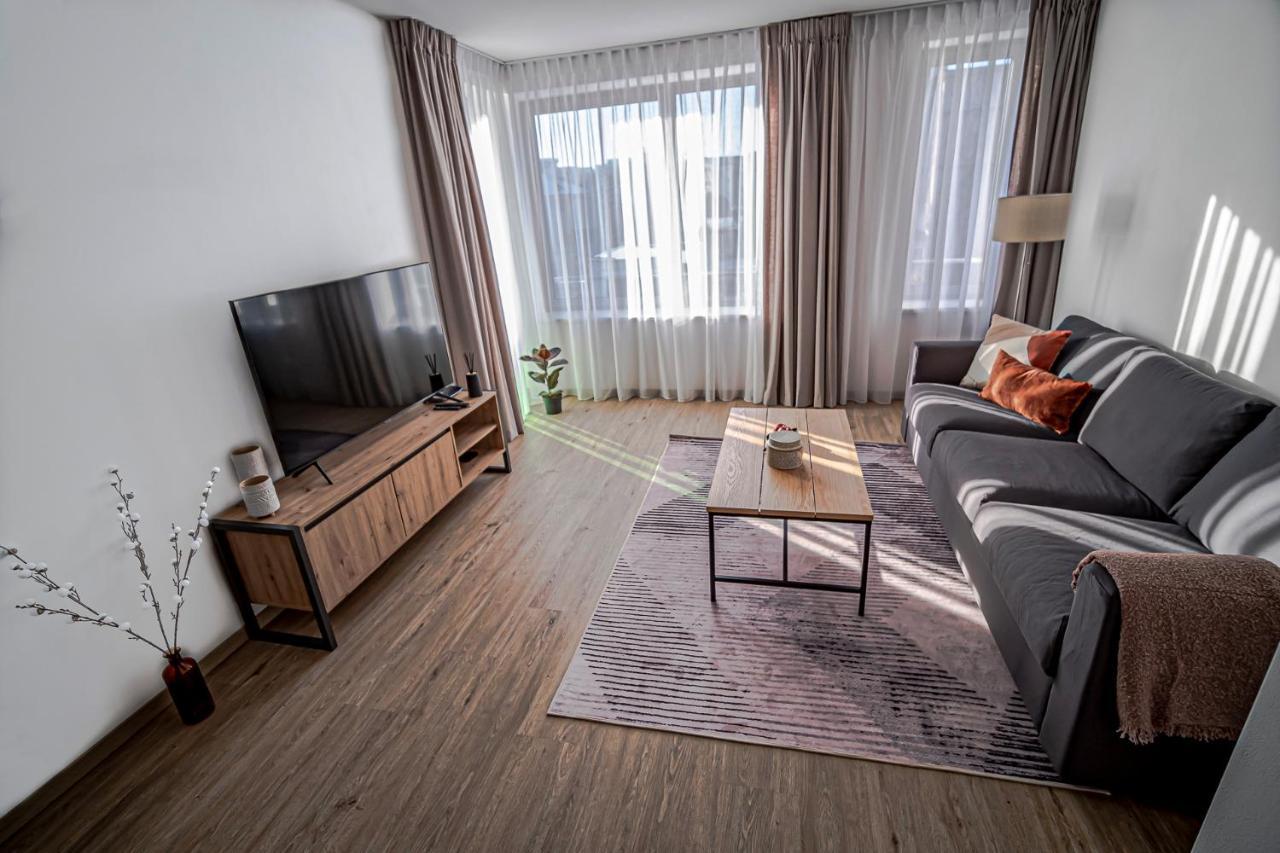 Grunt Apartments Mladá Boleslav Buitenkant foto