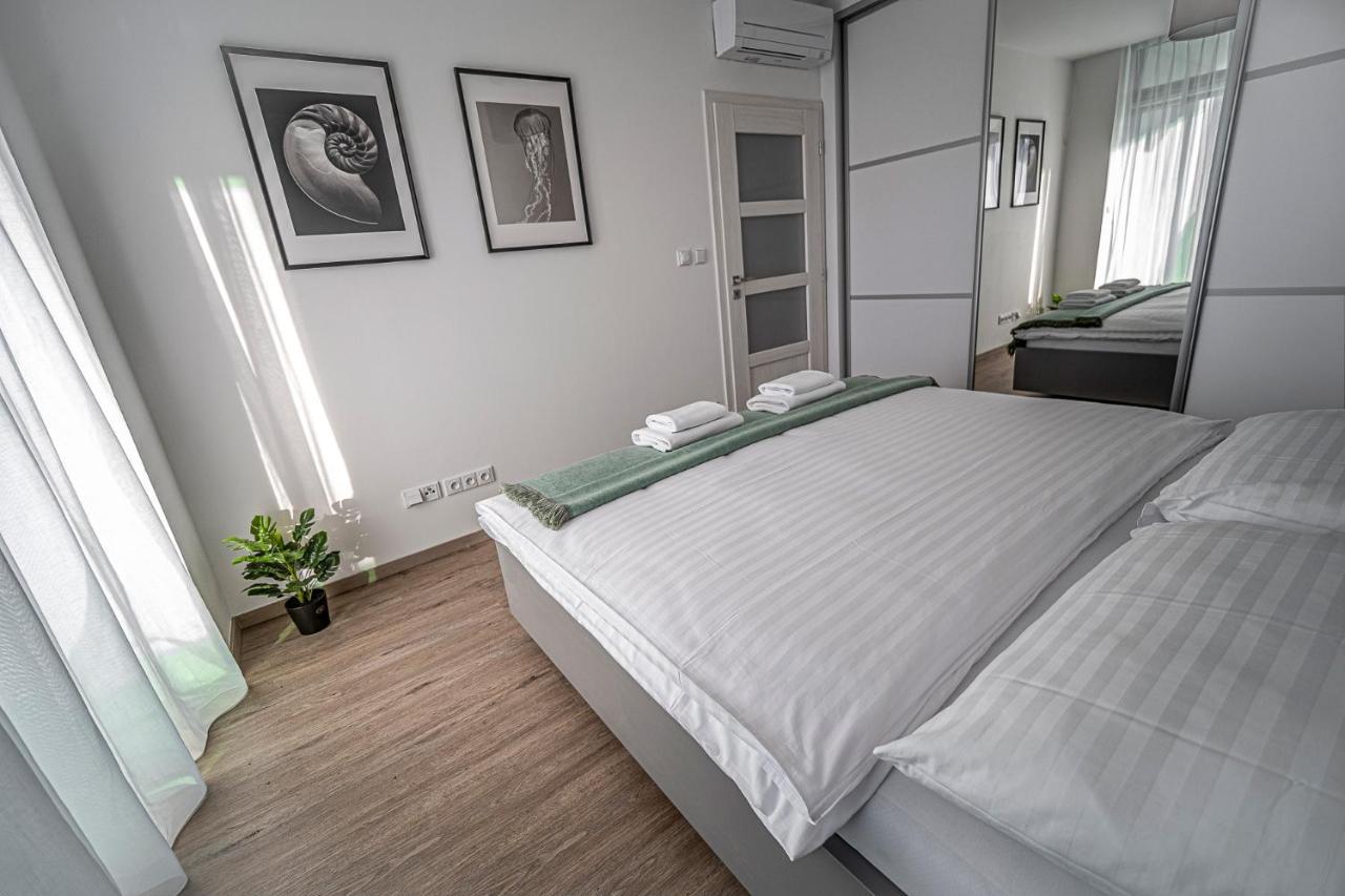 Grunt Apartments Mladá Boleslav Buitenkant foto